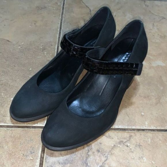 Ecco black wedge heeled pumps with black beaded straps at ankle size 6 - Picture 2 of 11